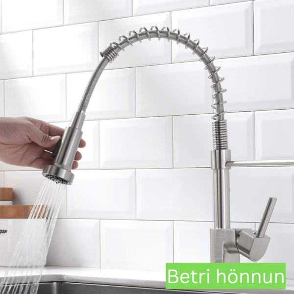 Gormblöndunartæki í eldhúsvaski í notkun